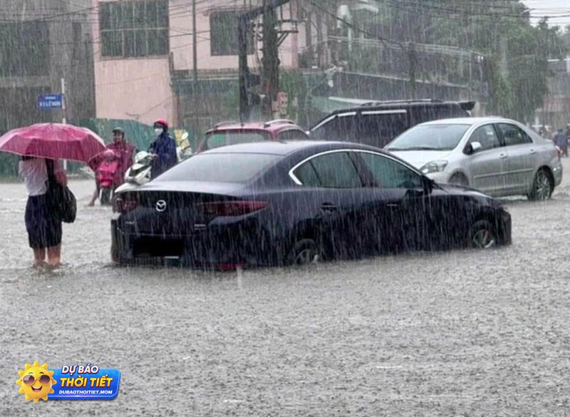 Dự báo thời tiết Huế - Mùa khô, nắng nóng và mưa dông cục bộ Dự báo thời tiết Huế - Mùa khô, nắng nóng và mưa dông cục bộ